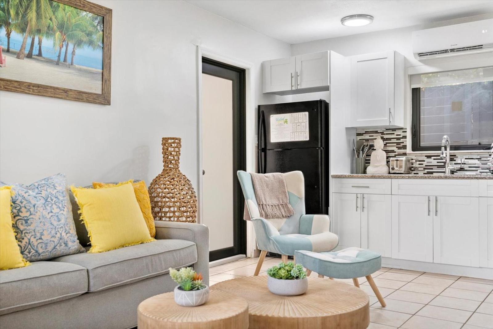 Apartament Walnut By The Sea Hollywood Pokój zdjęcie