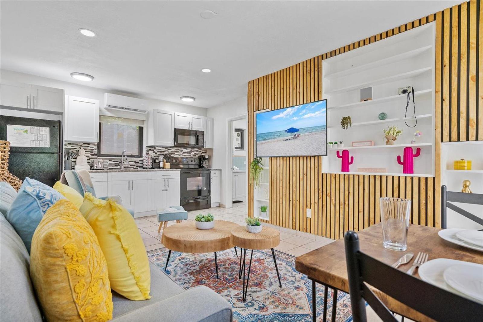 Apartament Walnut By The Sea Hollywood Pokój zdjęcie